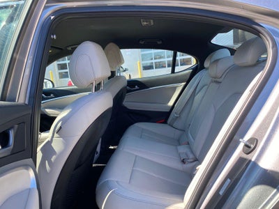 2024 Genesis G70 2.5T RWD