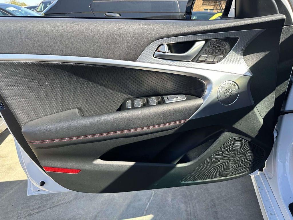 2023 Genesis G70 2.0T AWD