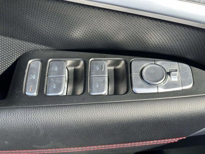 2023 Genesis G70 2.0T AWD