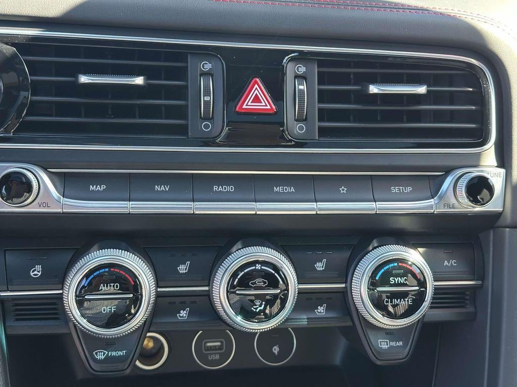 2023 Genesis G70 2.0T AWD