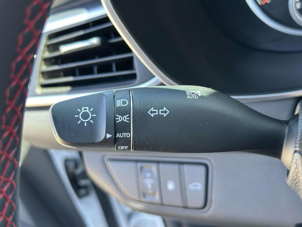 2023 Genesis G70 2.0T AWD