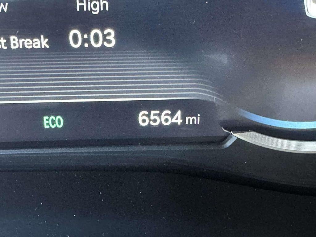 2023 Genesis G70 2.0T AWD