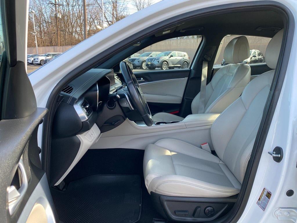 2023 Genesis G70 2.0T RWD