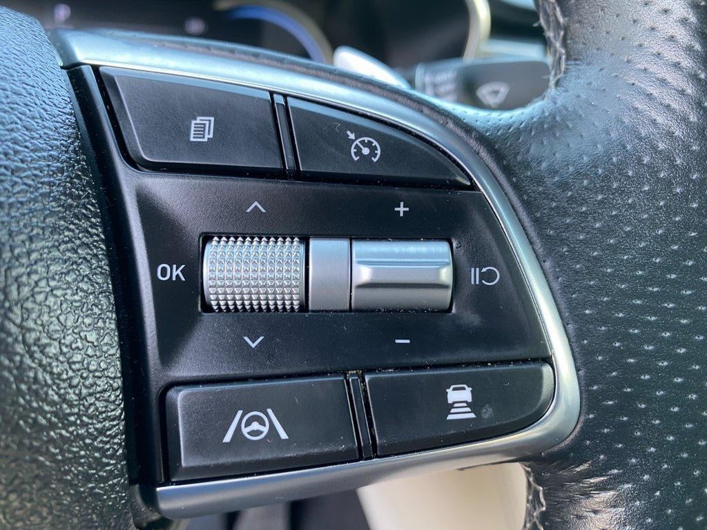 2023 Genesis G70 2.0T RWD