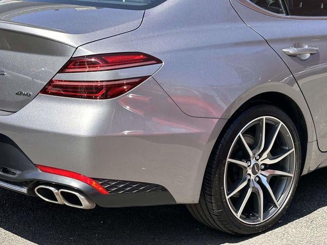 2023 Genesis G70 2.0T AWD