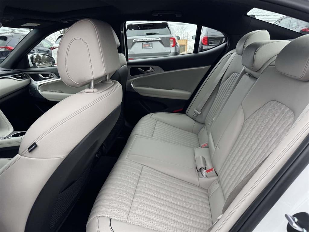 2023 Genesis G70 2.0T AWD