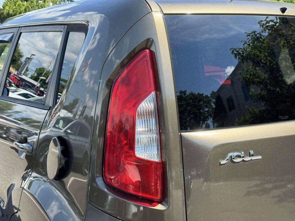 2012 Kia Soul +