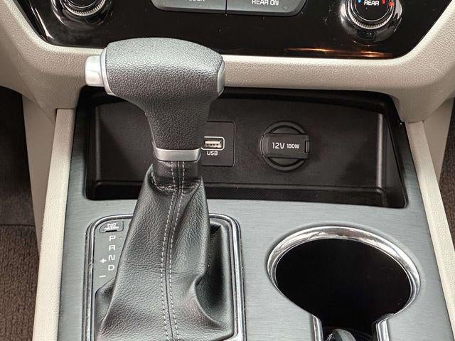 2020 Kia Sedona LX