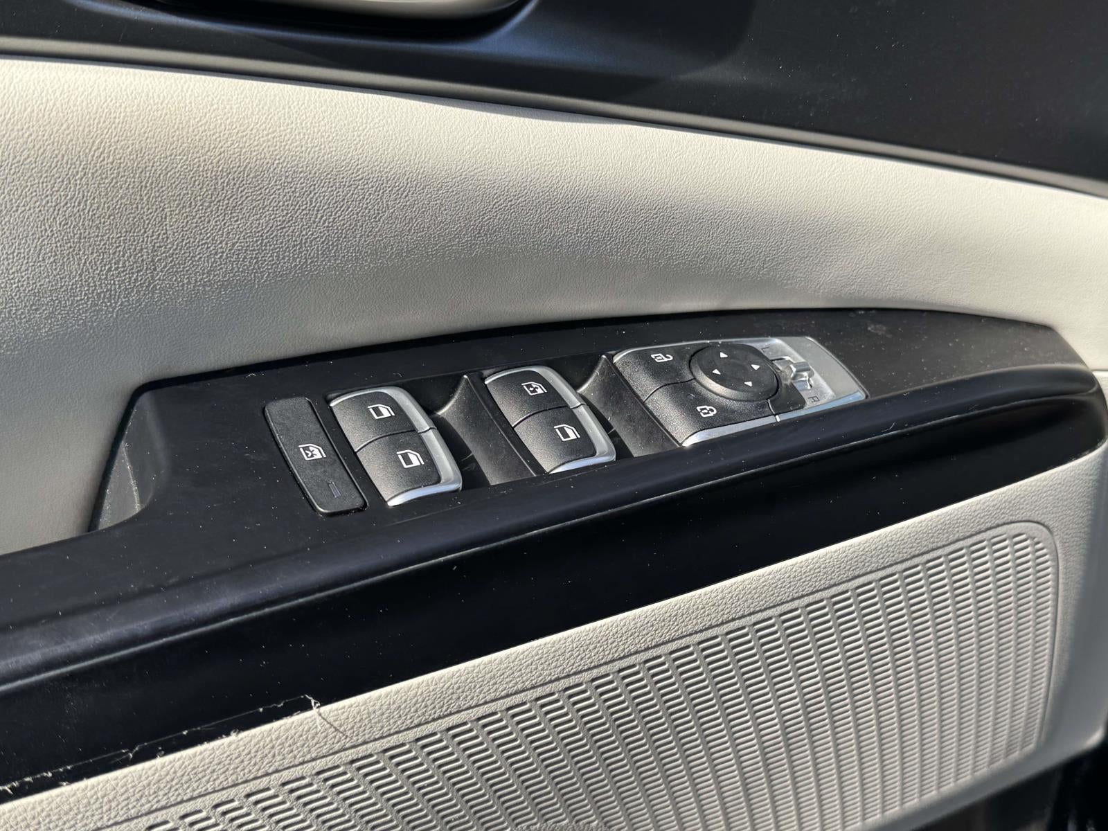 2024 Kia Carnival MPV LX Seat Package