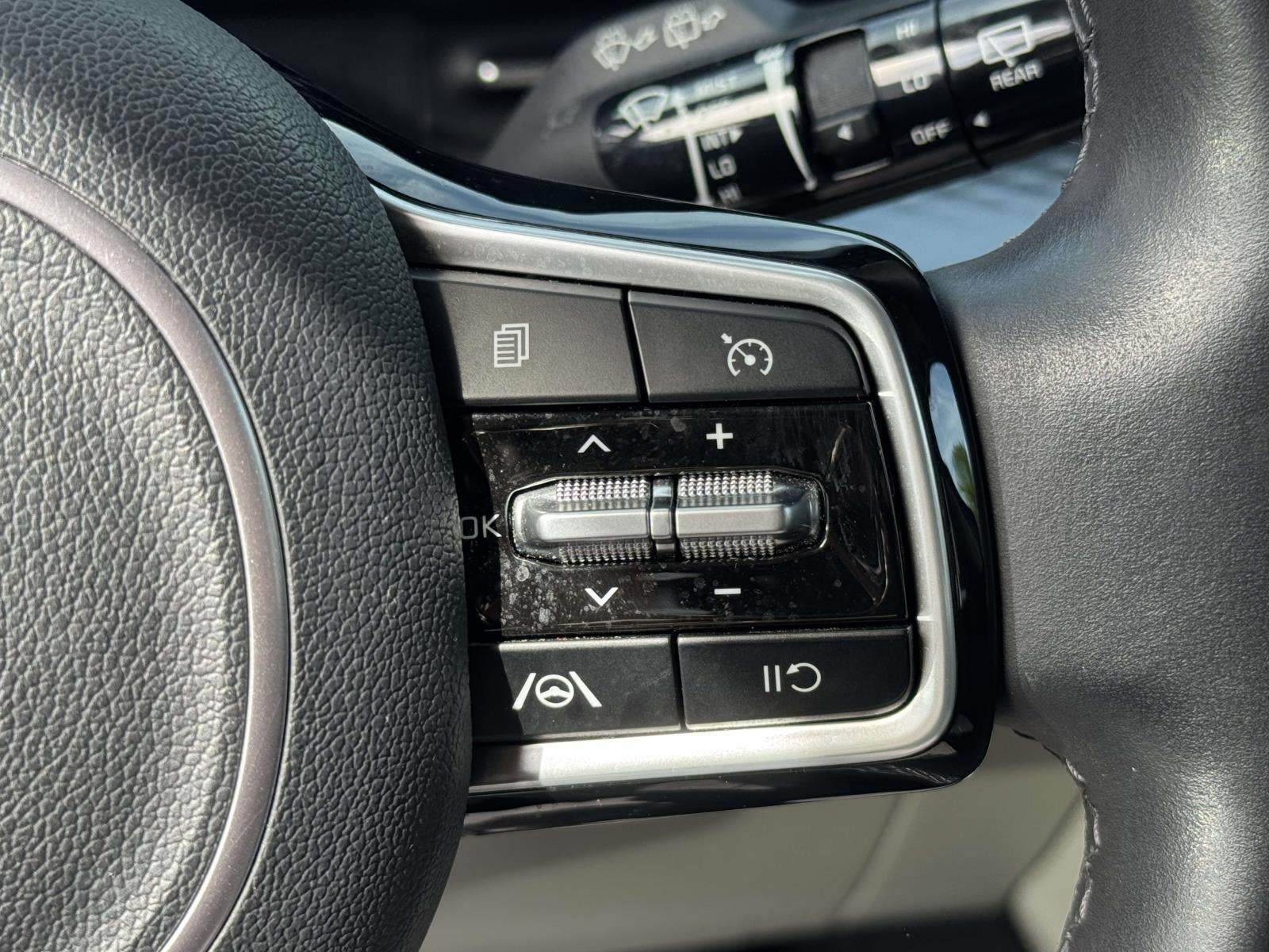 2024 Kia Carnival MPV LX Seat Package