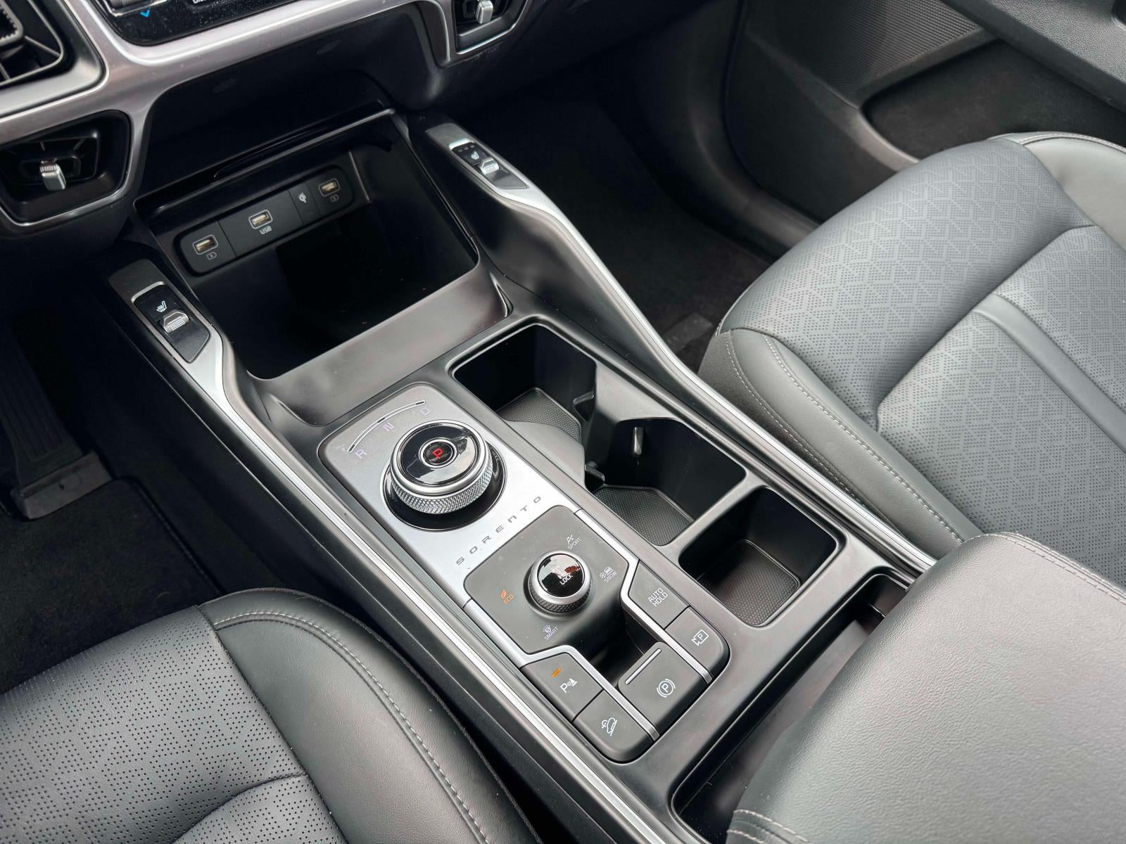 2023 Kia Sorento Hybrid EX