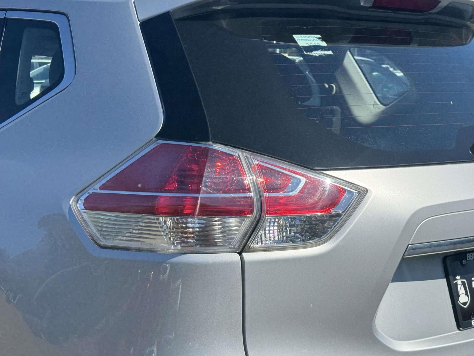 2015 Nissan Rogue S