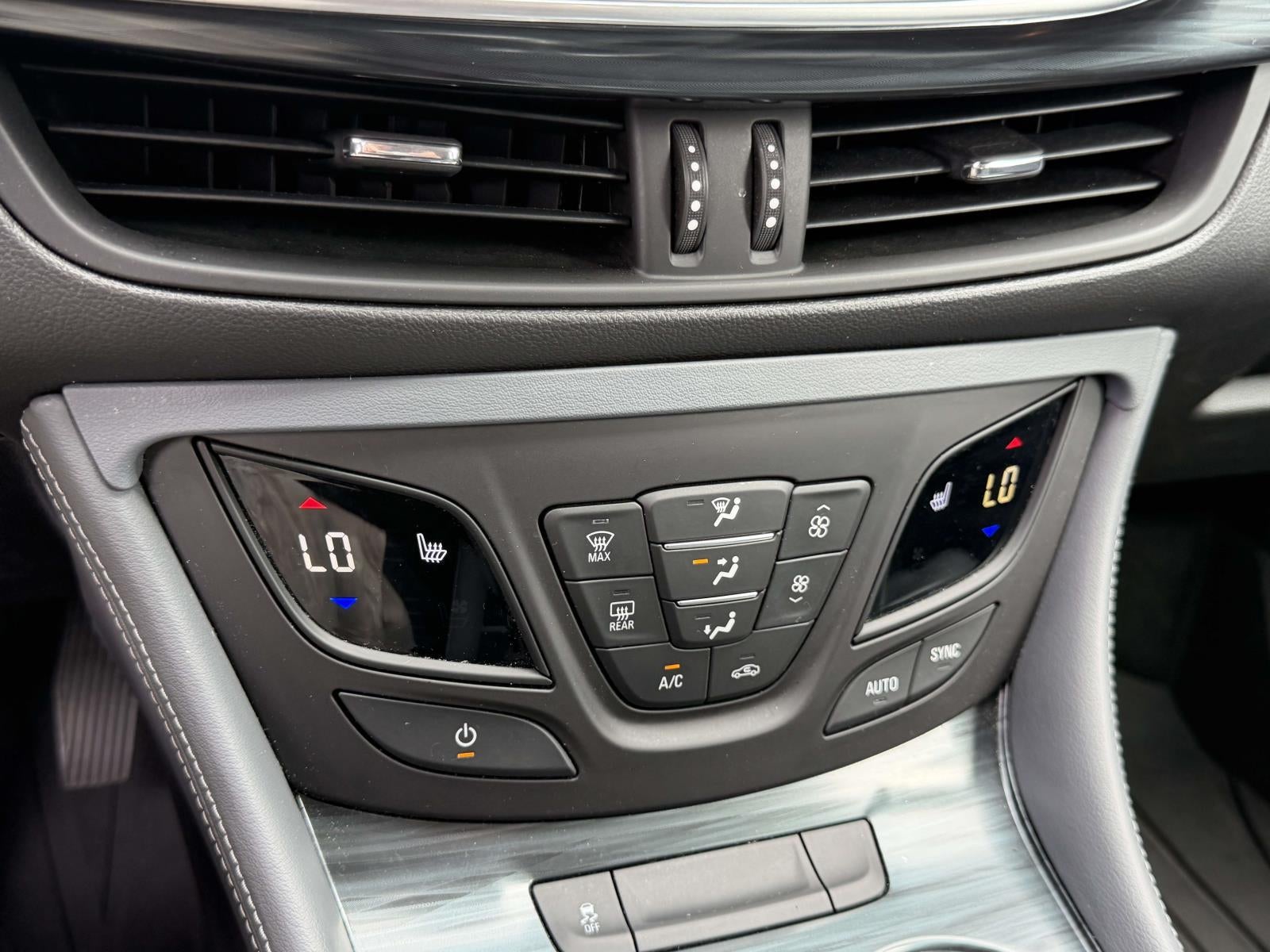 2020 Buick Envision AWD Essence