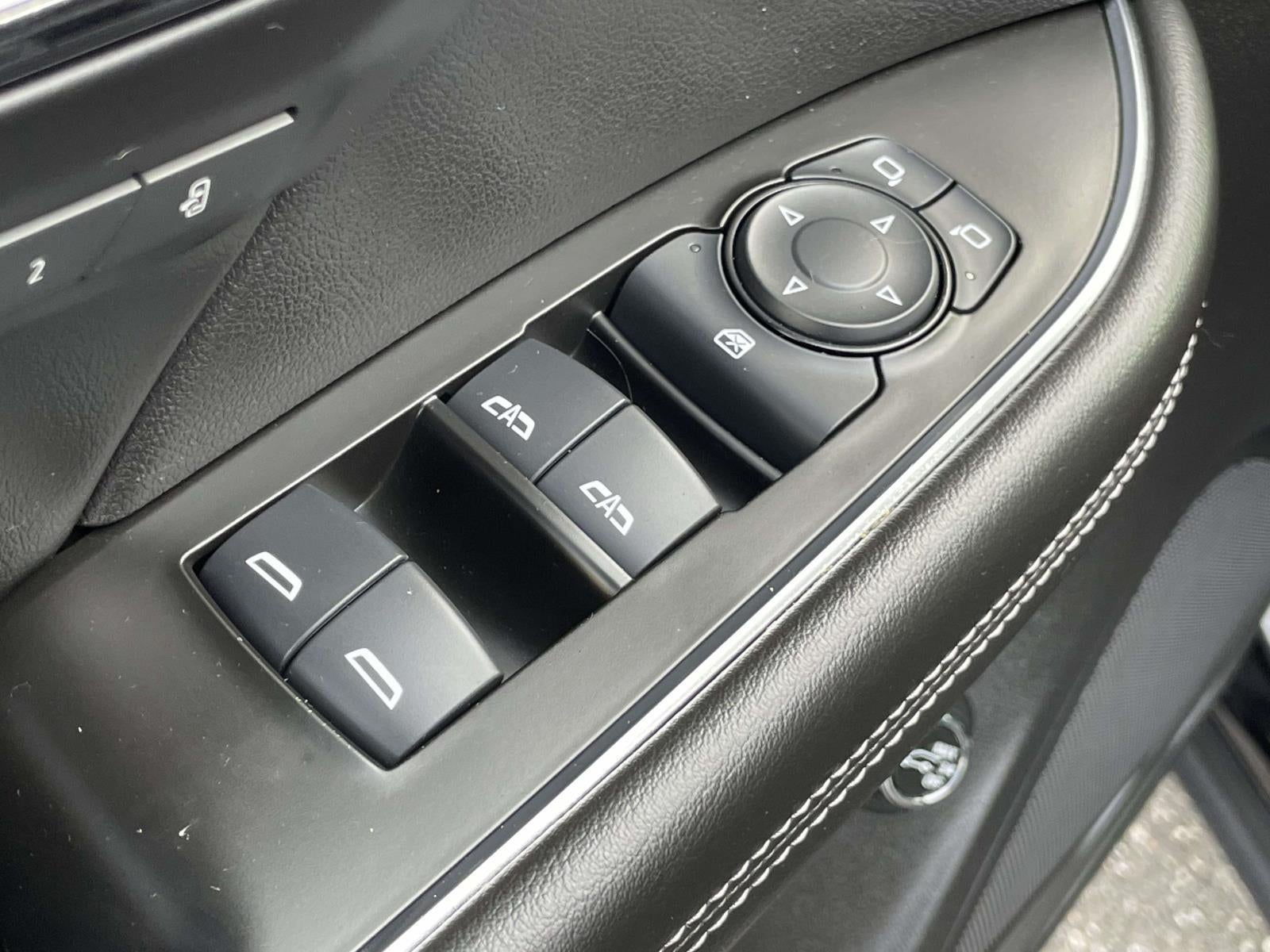 2023 Buick Envision Essence AWD