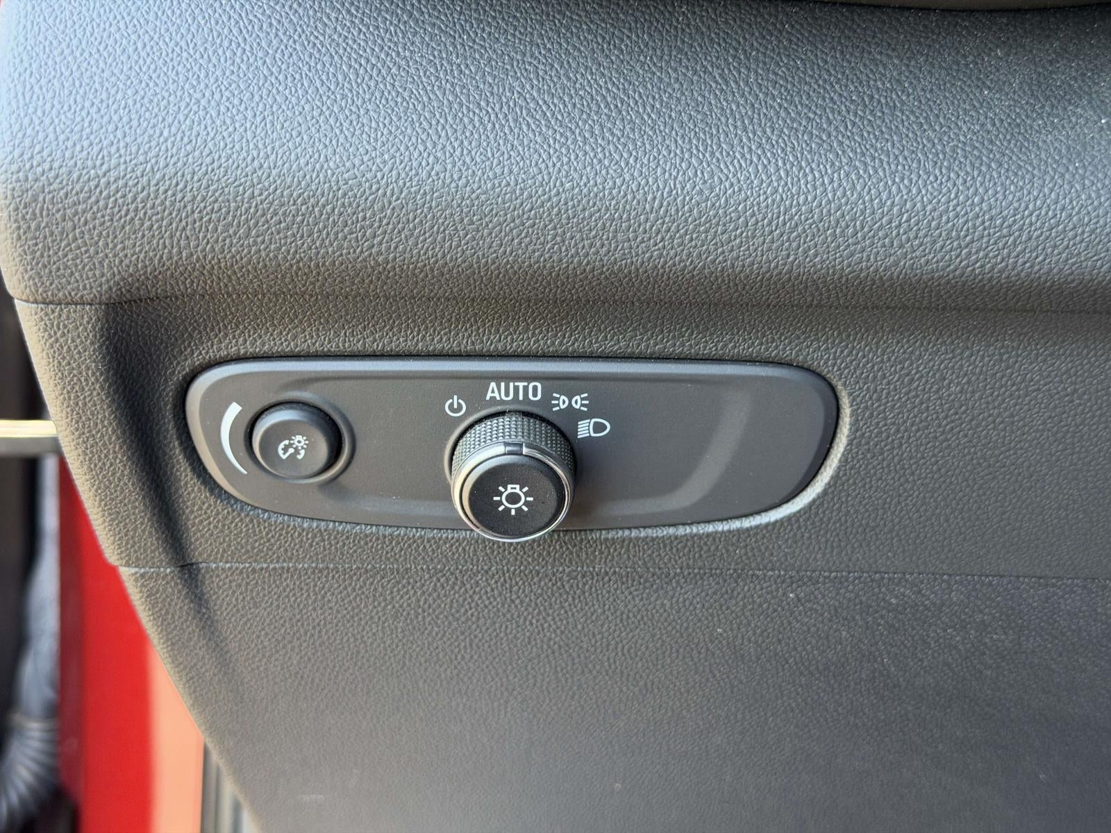 2023 Buick Envision Essence AWD