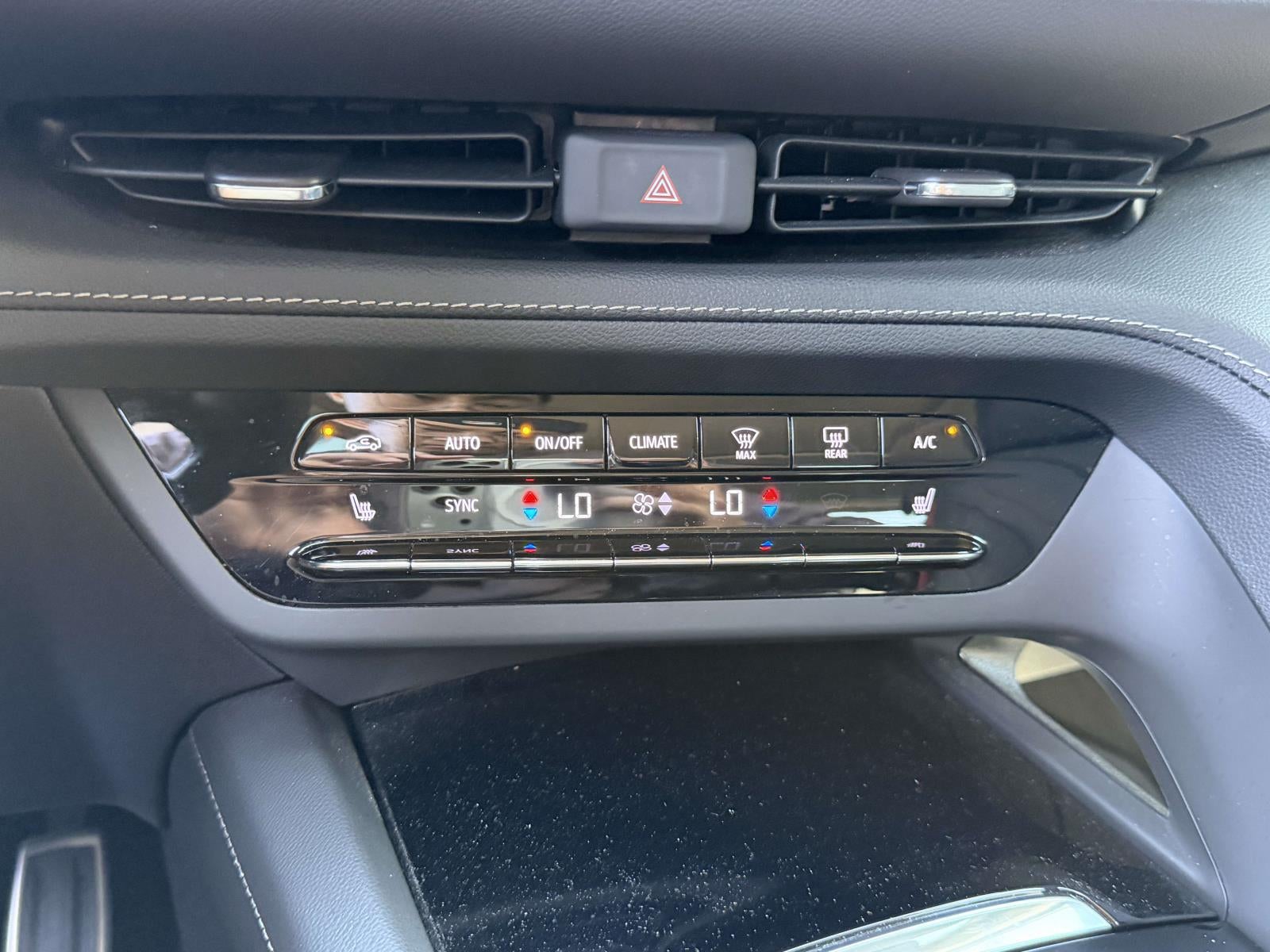 2023 Buick Envision Essence AWD