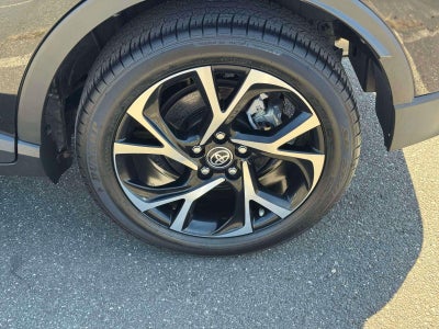 2021 Toyota C-HR XLE