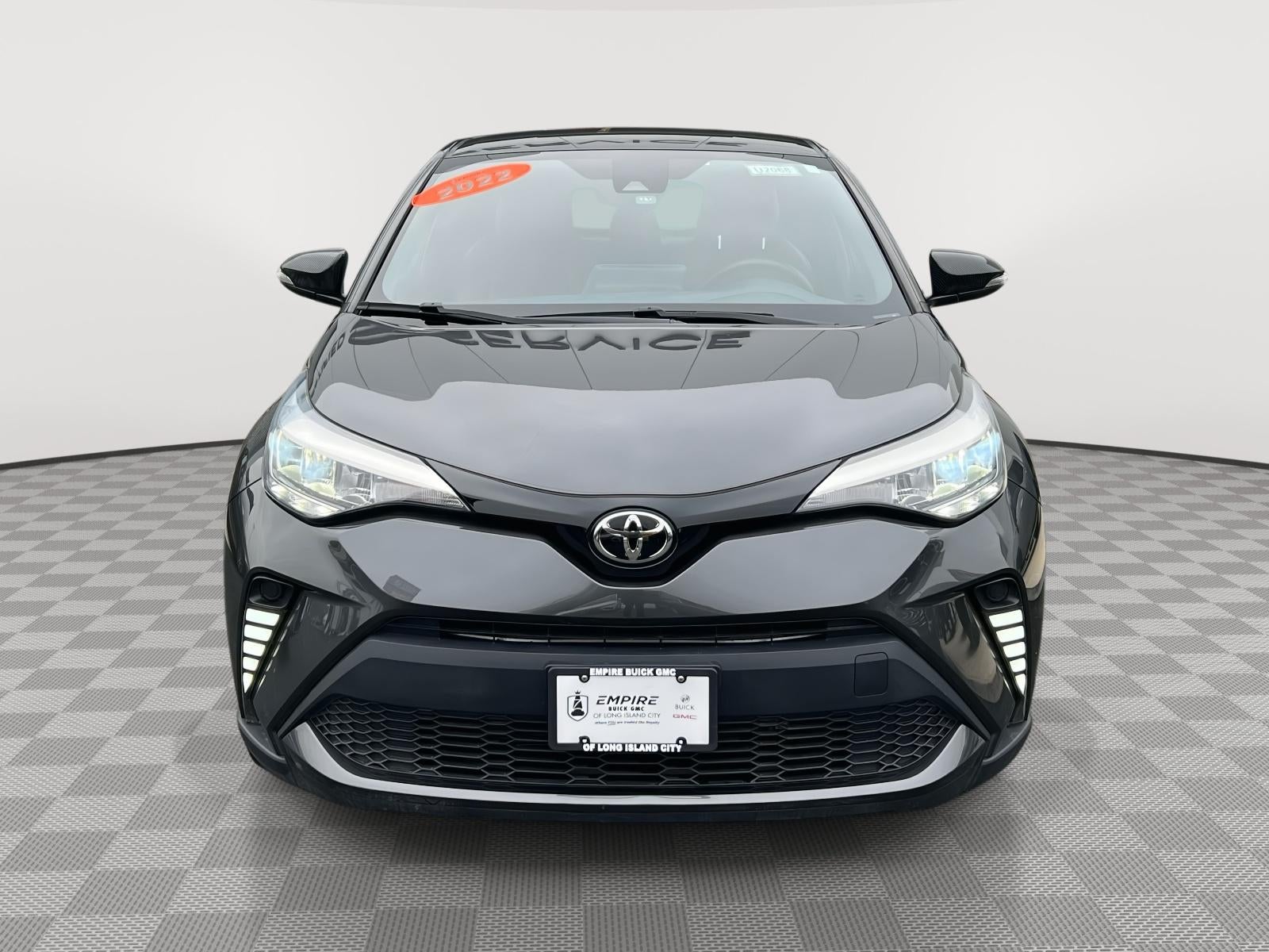 2022 Toyota C-HR XLE
