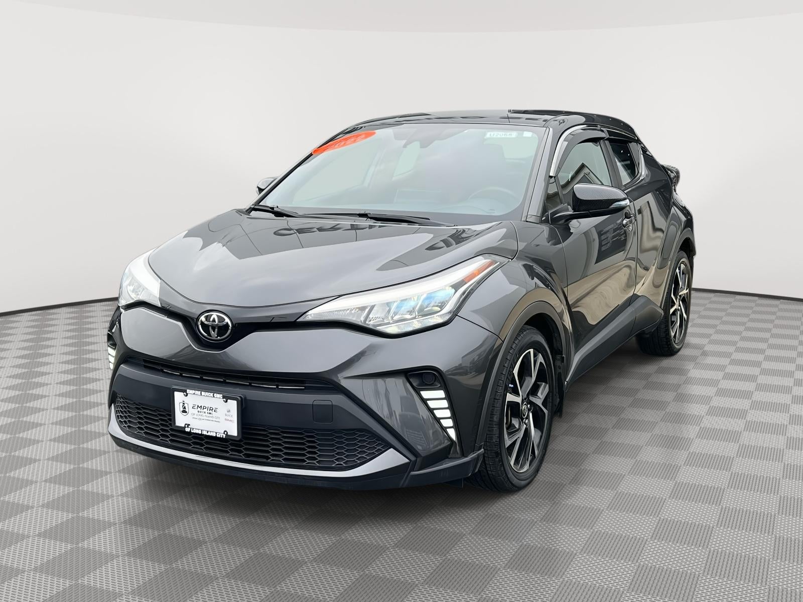 2022 Toyota C-HR XLE