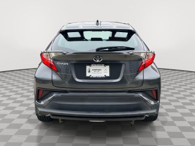 2022 Toyota C-HR XLE