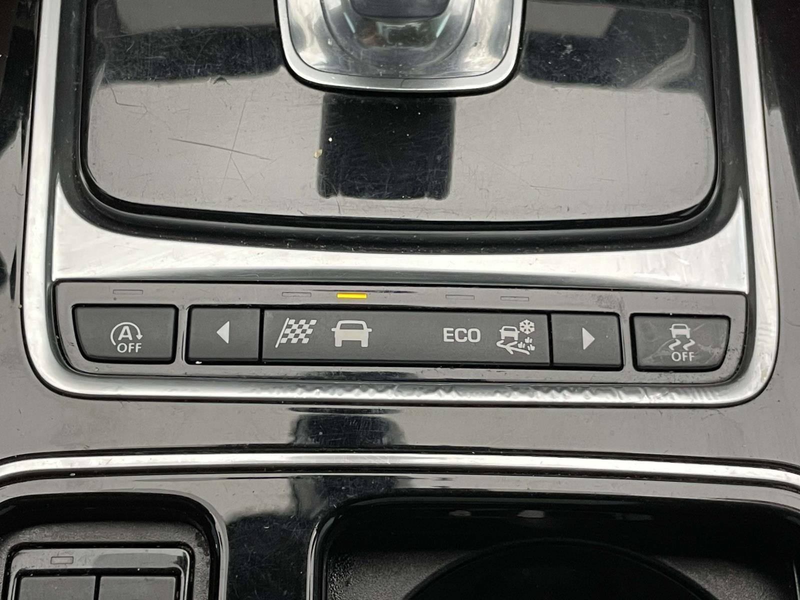 2020 Jaguar F-PACE SVR P550 AWD Automatic