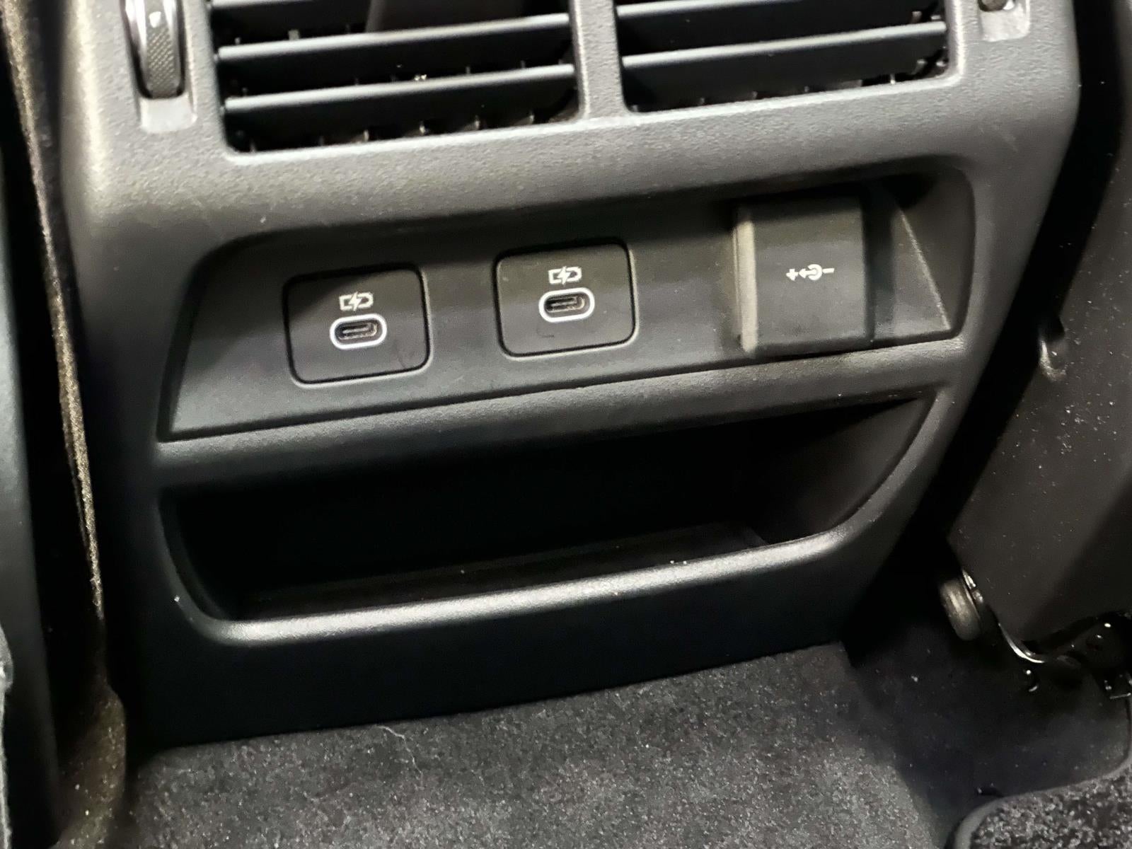 2025 Land Rover Discovery Sport S