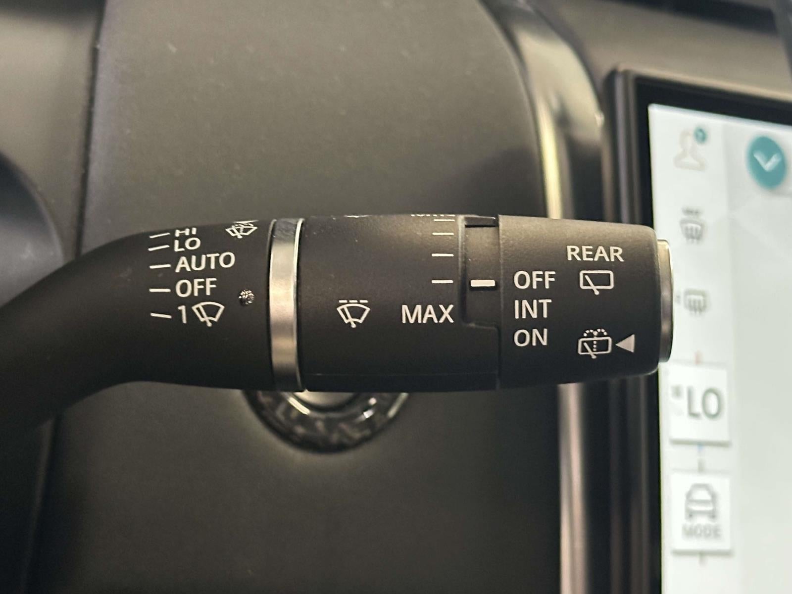 2025 Land Rover Discovery Sport S