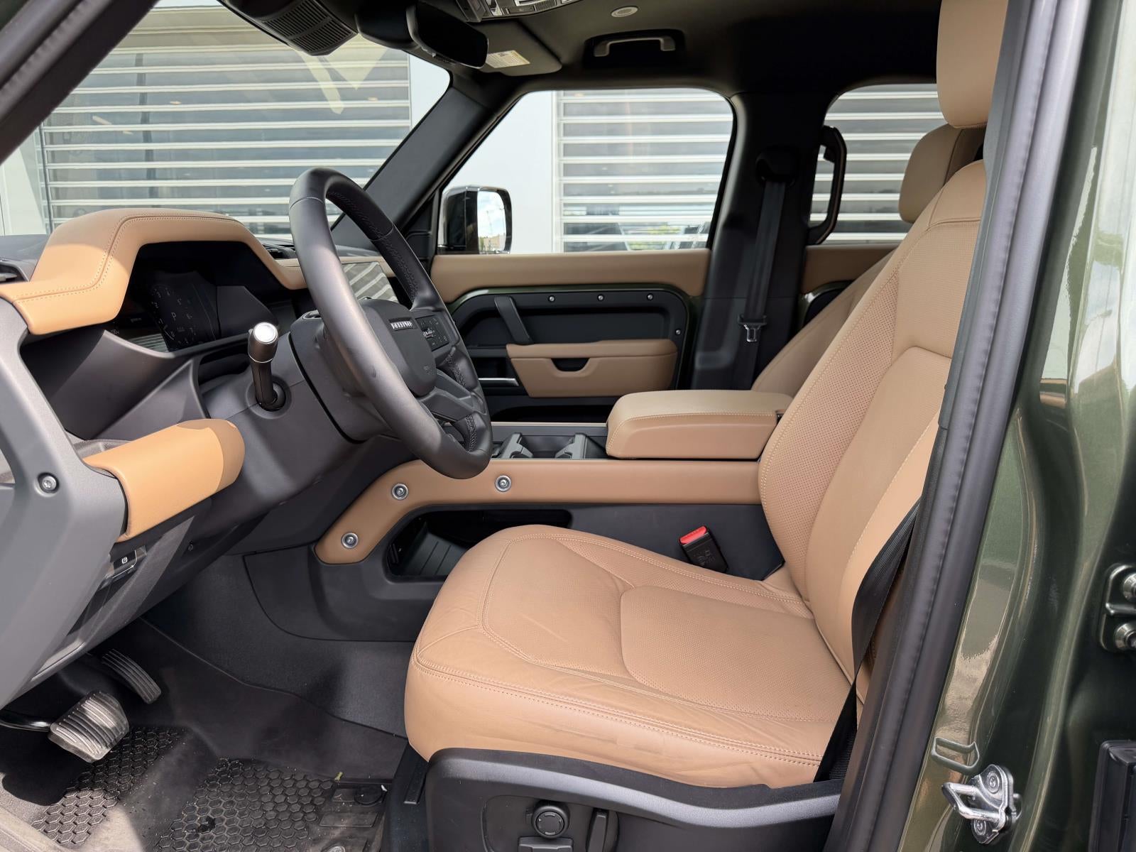 2026 Land Rover Defender P400 X-Dynamic SE