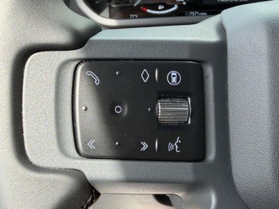 2026 Land Rover Defender P400 X-Dynamic SE