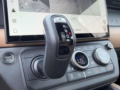 2026 Land Rover Defender P400 X-Dynamic SE