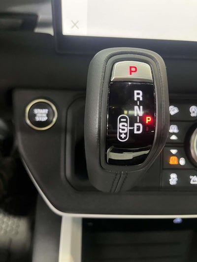 2025 Land Rover Defender 110 P400 S