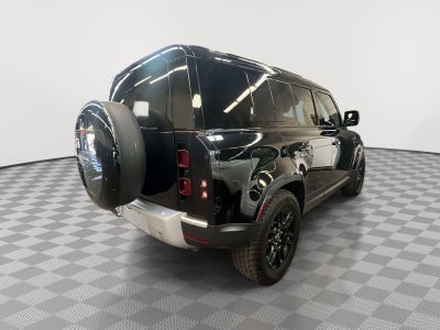 2025 Land Rover Defender 110 P400 S