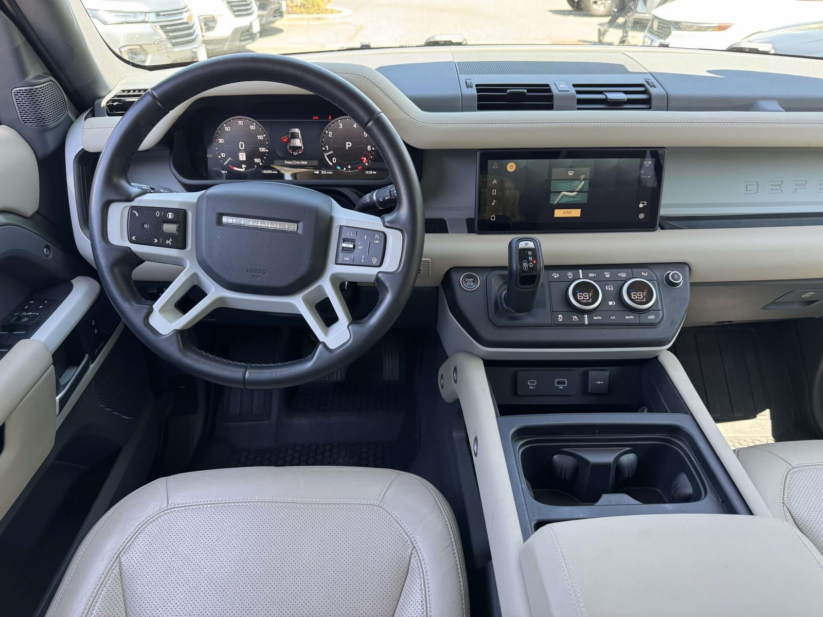 2024 Land Rover Defender 110 P400 S