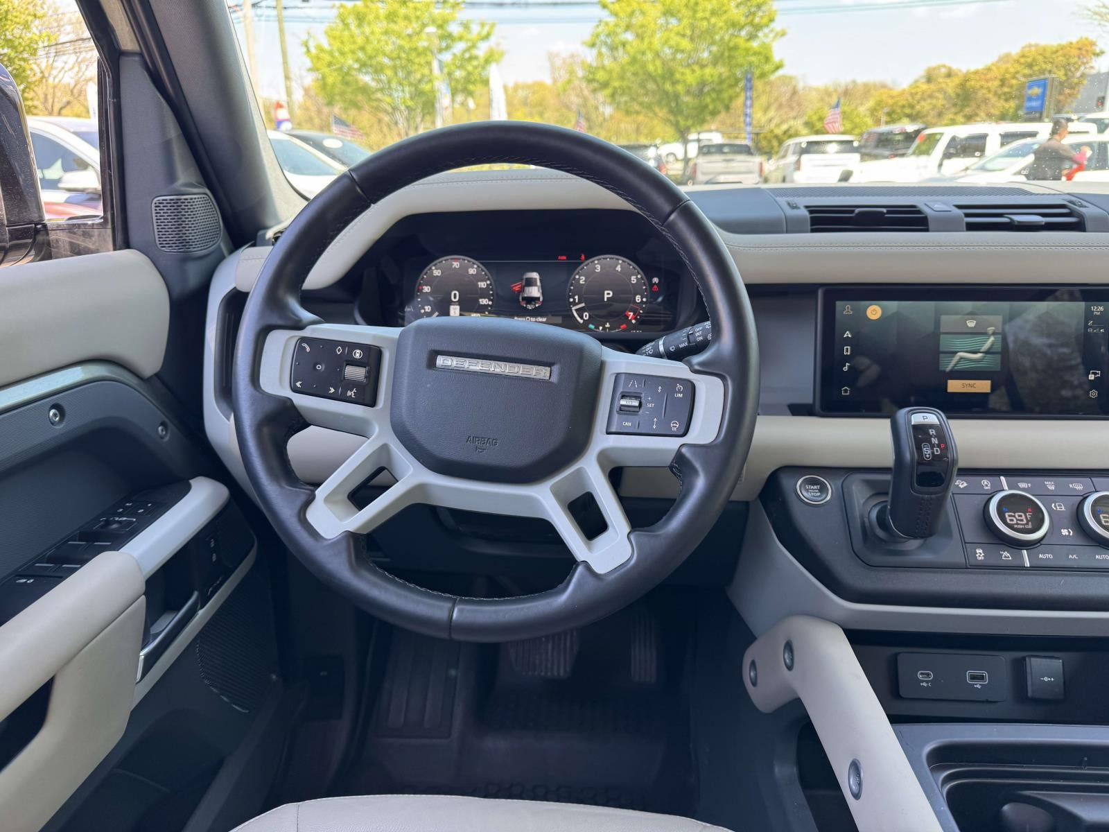 2024 Land Rover Defender 110 P400 S