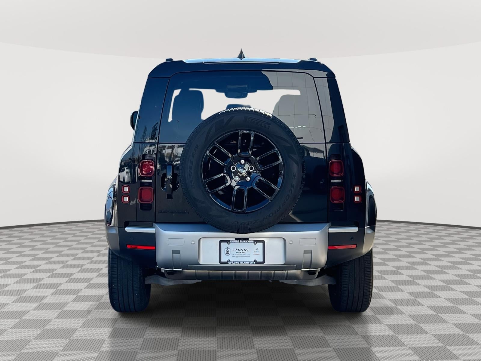 2025 Land Rover Defender 110 P300