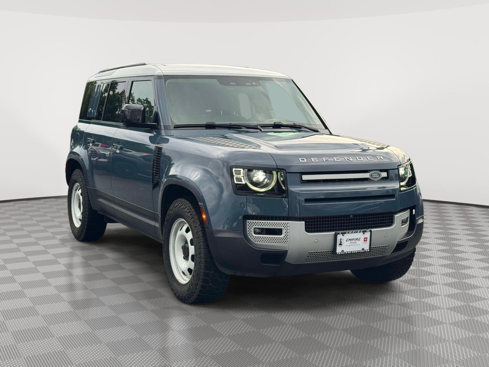2024 Land Rover Defender 110 S P300's photo