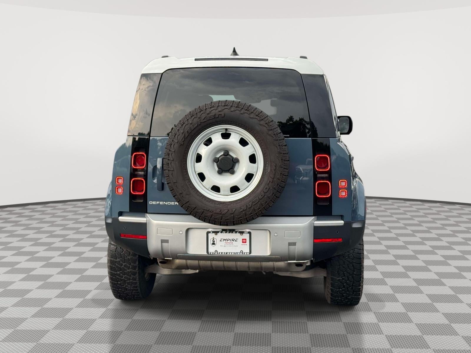 2024 Land Rover Defender 110 P300