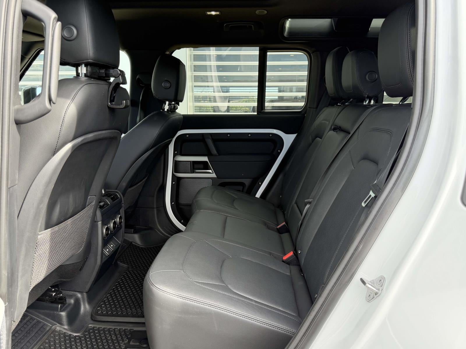 2023 Land Rover Defender 110 S