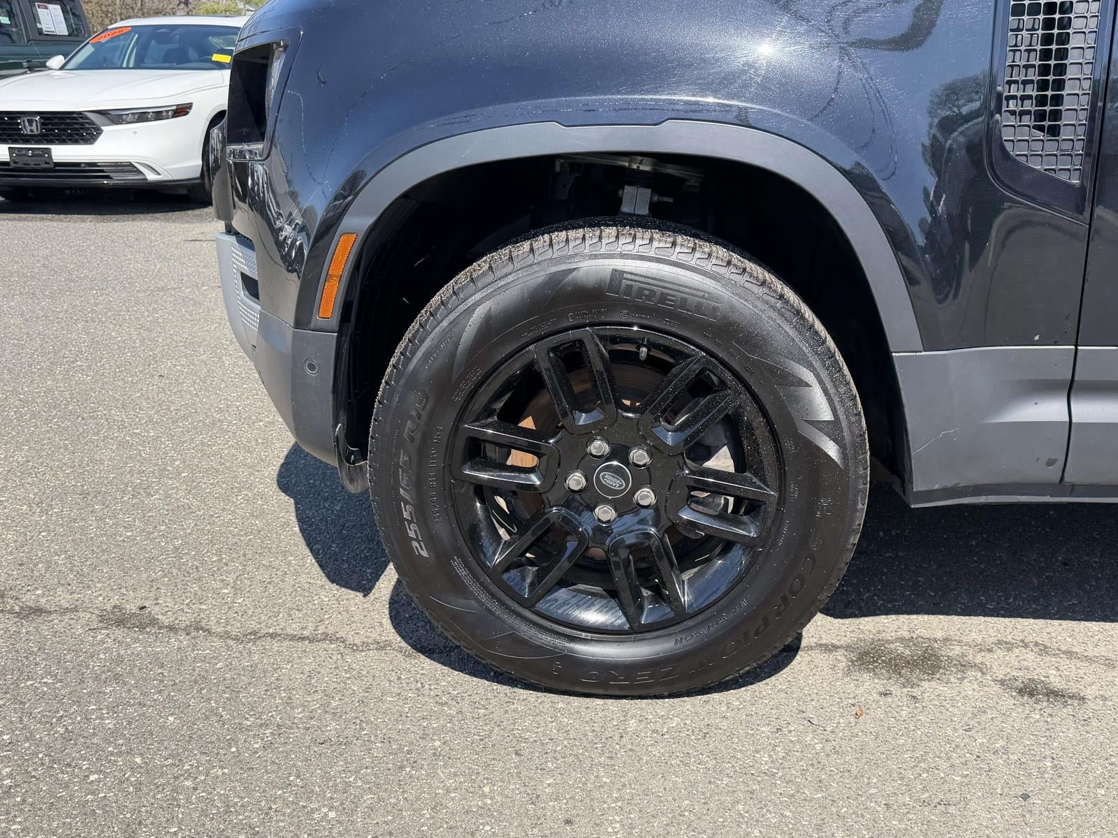 2025 Land Rover Defender 110 P300