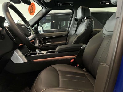 2025 Land Rover Range Rover P530 SE 7 Seat