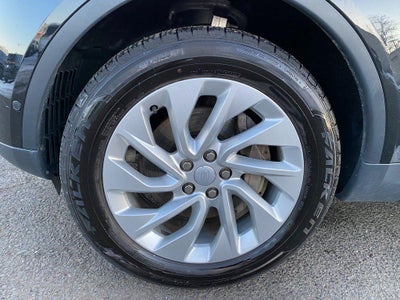 2024 Land Rover Discovery P300 S