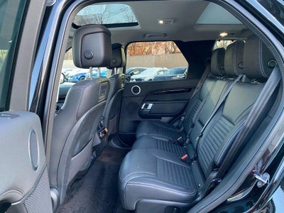 2024 Land Rover Discovery P300 S