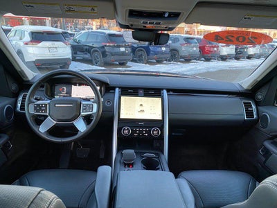 2024 Land Rover Discovery P300 S