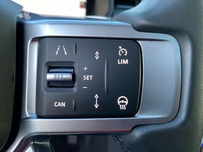 2024 Land Rover Discovery P300 S