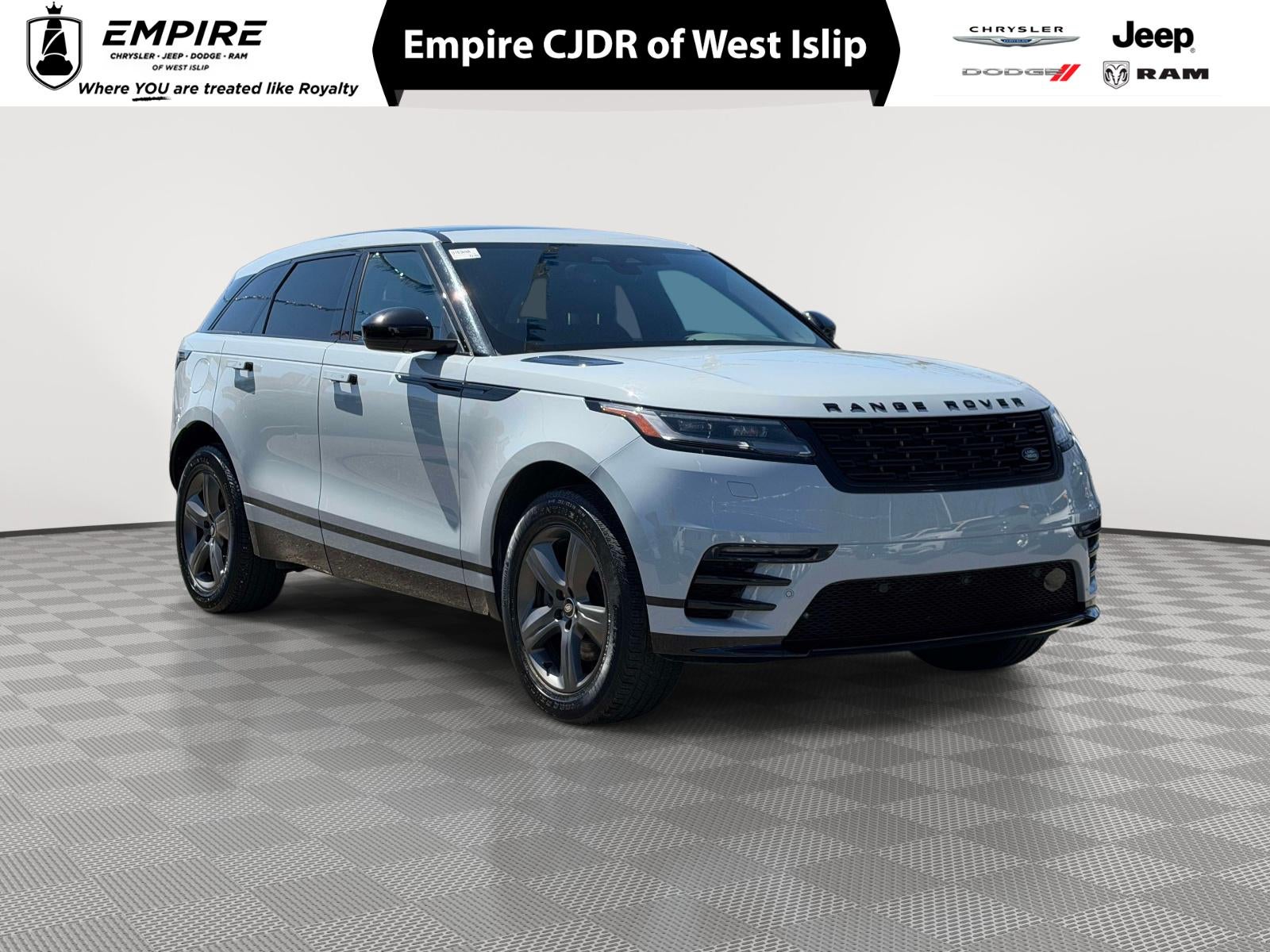 2025 Land Rover Range Rover Velar P250 Dynamic SE