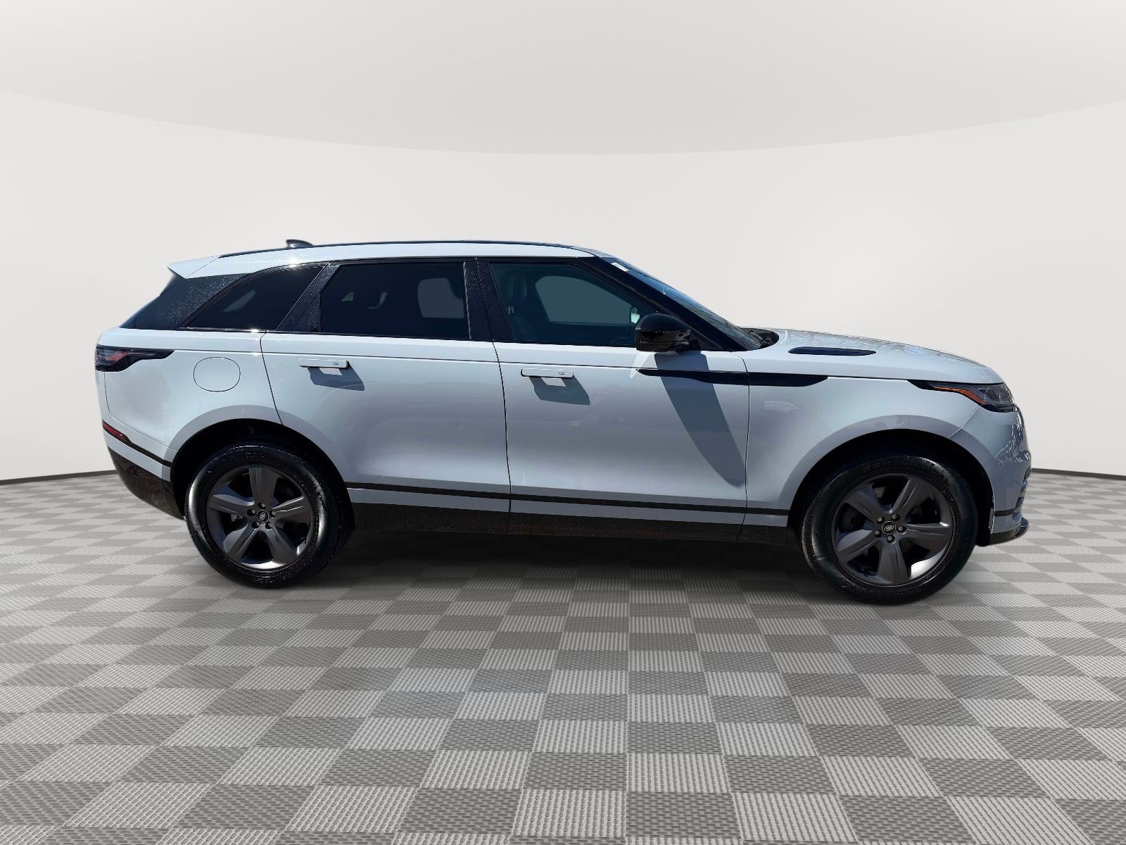 2025 Land Rover Range Rover Velar P250 Dynamic SE