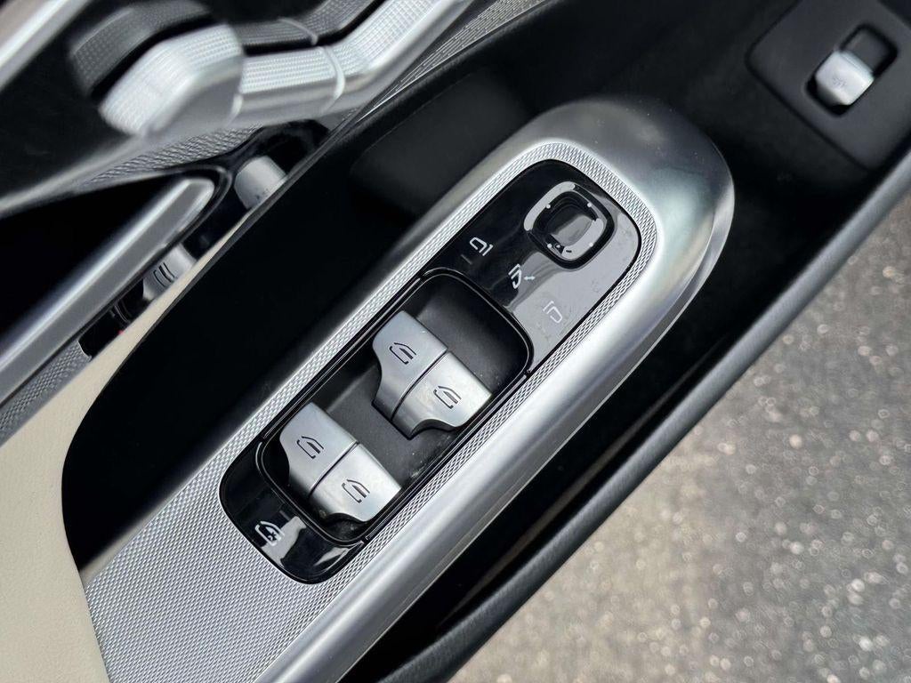 2025 Mercedes-Benz E 350 E 350