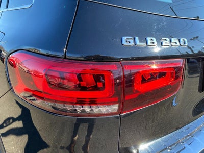 2021 Mercedes-Benz GLB 250 4MATIC®