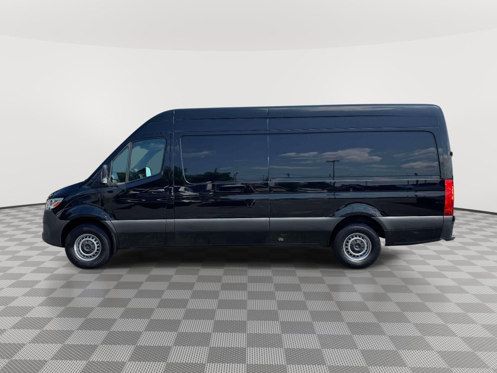 2023 Mercedes-Benz Sprinter 2500 High Roof 4-Cyl Gas