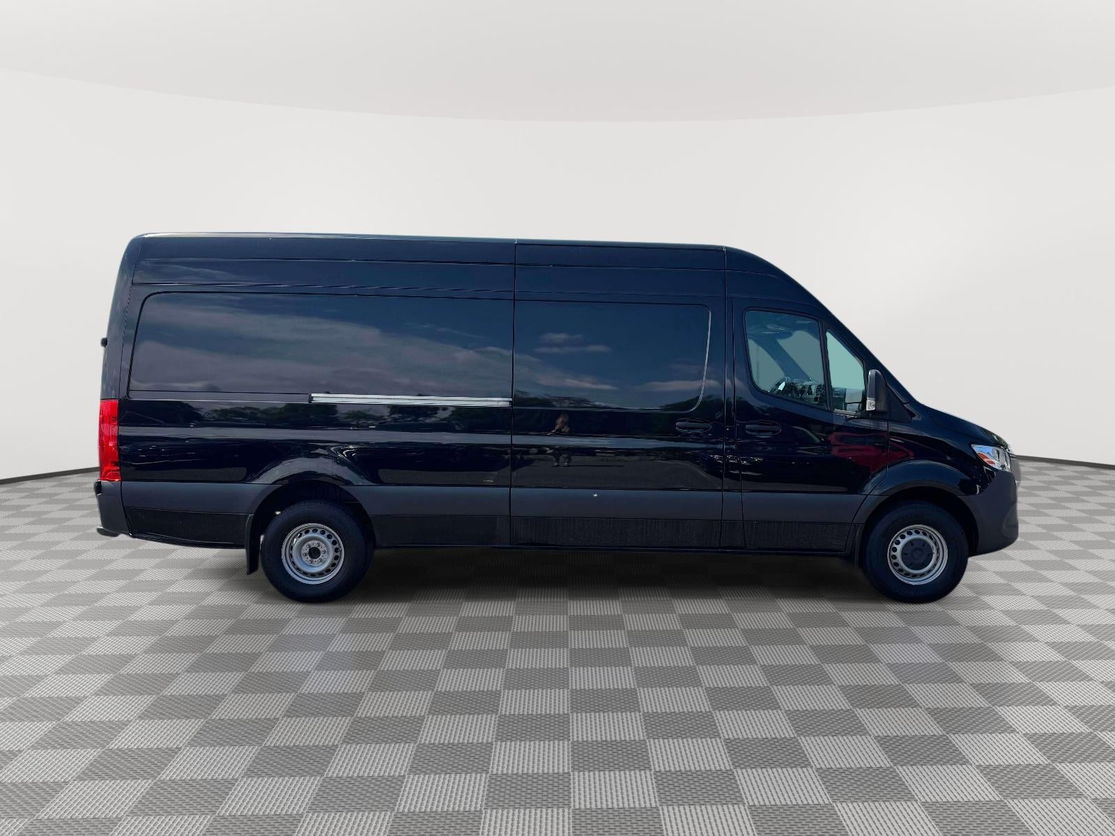 2023 Mercedes-Benz Sprinter 2500 High Roof 4-Cyl Gas